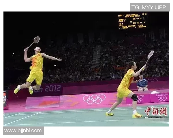 成都羽毛球队中路突破的战术解析与未来发展展望